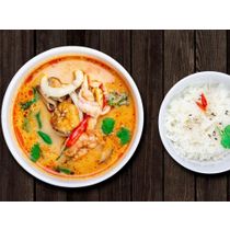 Том Ям с морепродуктами и рисом - купить с самовывозом в СберМаркет