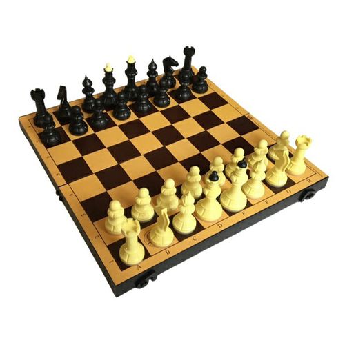 Логическая игра Шахматы обиходные с доской 4+