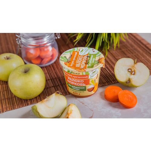 Йогурт ВкусВилл Греческий яблоко и морковь 3% 125 г