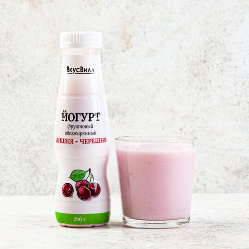 Йогурт питьевой ВкусВилл вишня-черешня 0% БЗМЖ 450 г