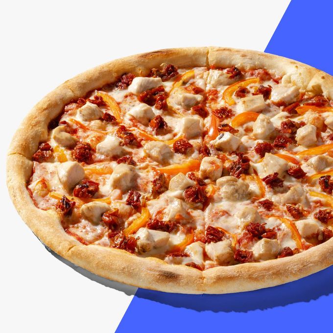 10 идеальных пицц. Десять идеальных пицц. Пицца с курицей и помидорами и сыром. 10 идеальных пицца отзывы. Десять идеальных пицц.