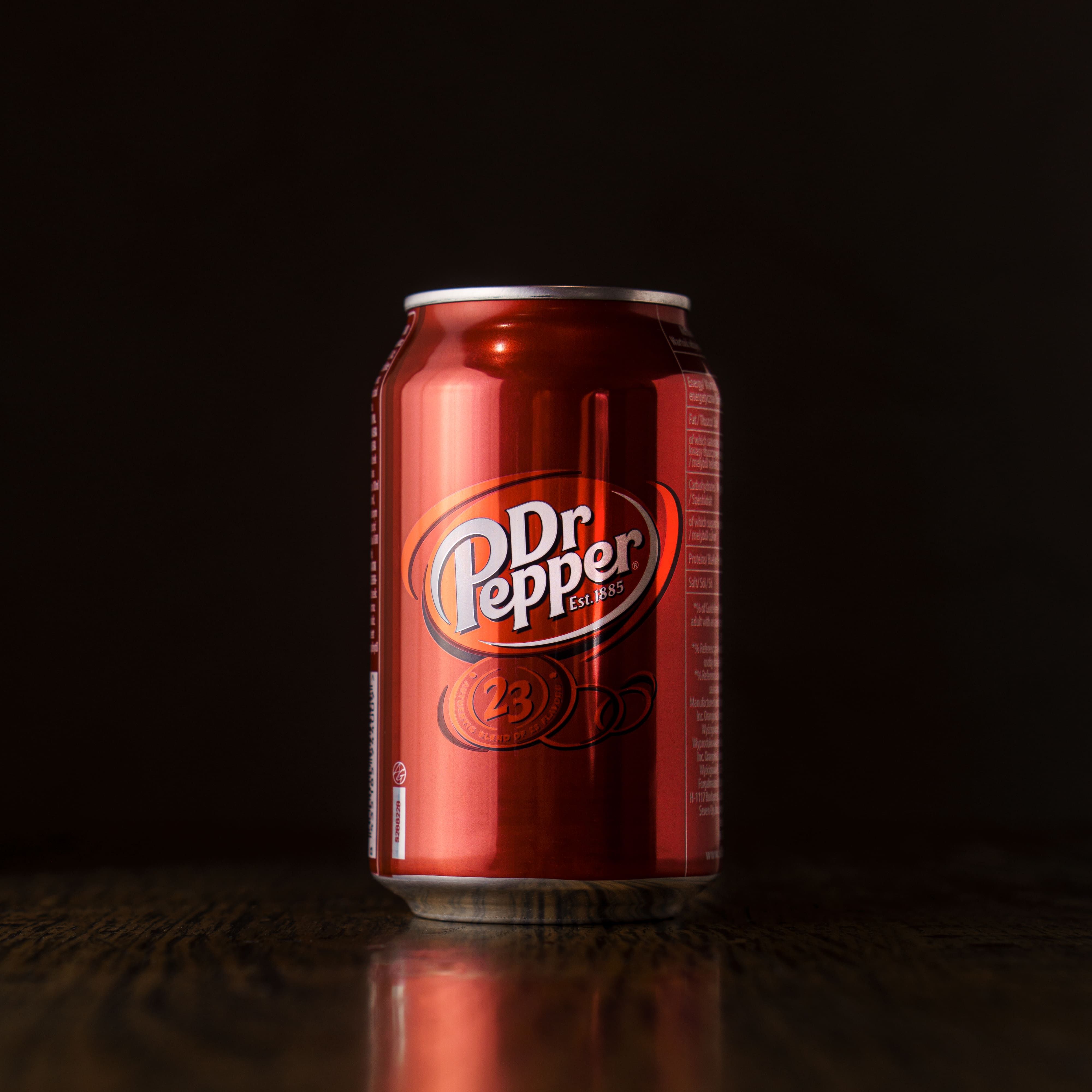 Газированный напиток Dr. Pepper 330 мл - купить с доставкой на дом в ...