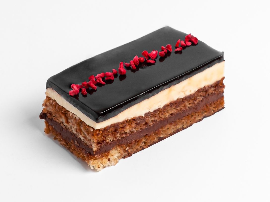 Пирожное Опера - купить с доставкой на дом в СберМаркет