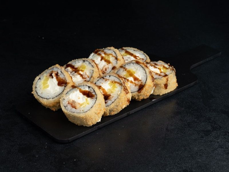 Ролл Темпура угорь такуан - купить с доставкой на дом в СберМаркет