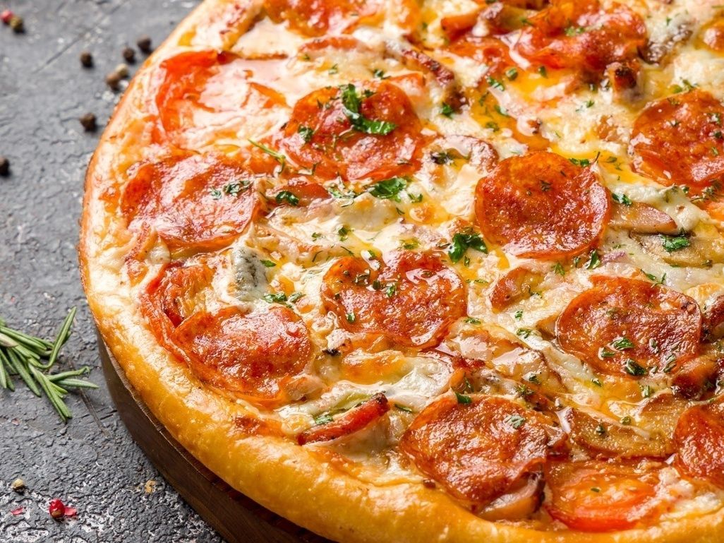 Pizza Шашлычная - купить с доставкой на дом в СберМаркет
