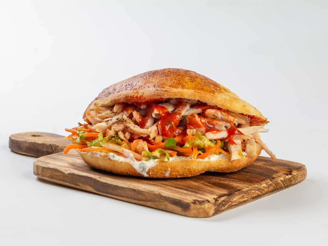 Шаурма в булке - купить с доставкой на дом в СберМаркет